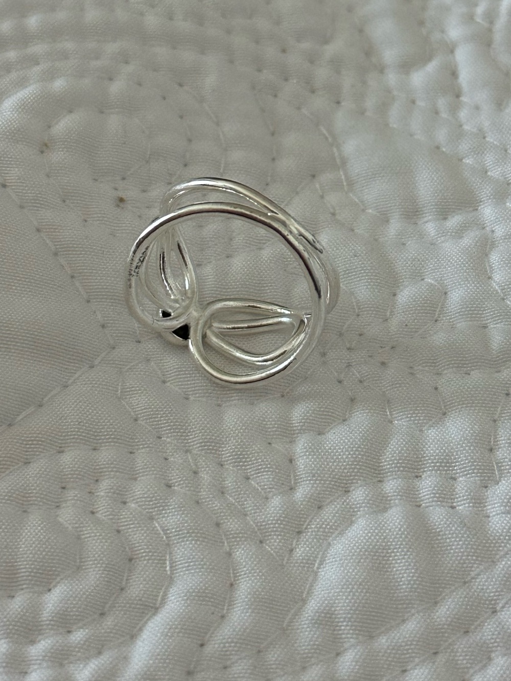Silver bow ring - Picture 3 of 4